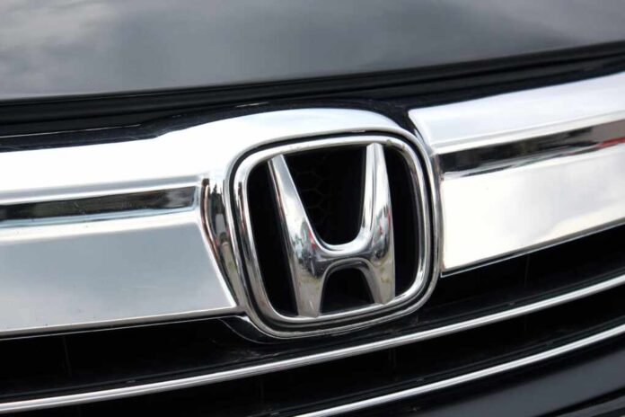Vinnytsia,,Ukraine;,September,14,,2024.,Close,Up,Honda,Emblem.,Black