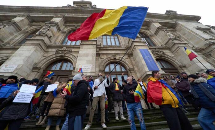 Bucharest,,Romania.,30th,Dec,,2024:,Supporters,Of,Calin,Georgescu,,Winner