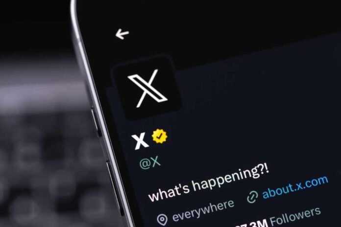 Twitter,X,Account,Mobile,App,On,A,Screen,Smartphone,Iphone.