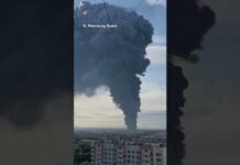 War Engulfs Russia’s Biggest Marketplace War Engulfs Russia’s Biggest Marketplace